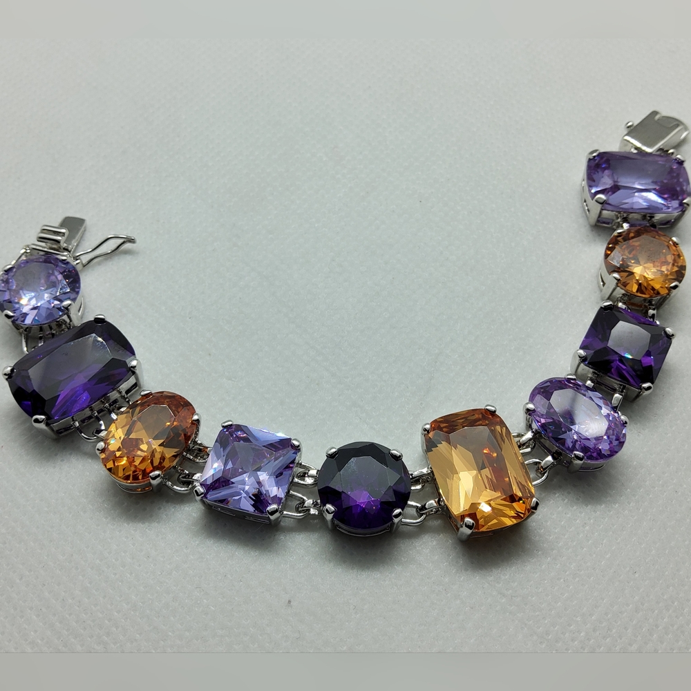 Nolan Miller Lincoln Road Bracelet - Picture 2 of 9